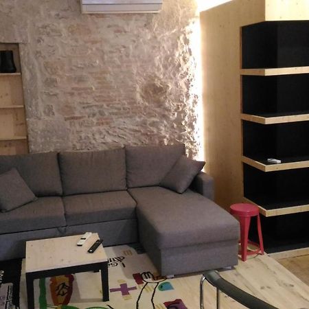 Lons Appartement T1 Centre Ville Luaran gambar